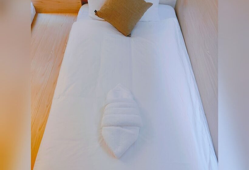 اتاق استاندارد با سرویس بهداشتی مشترک, Icon Hotel Hatyai