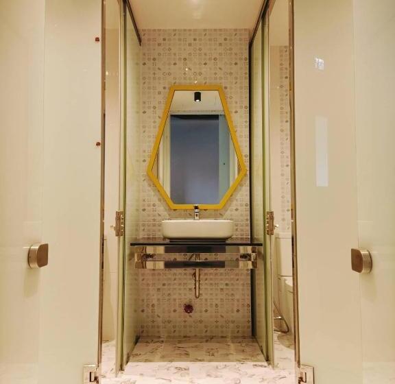اتاق استاندارد, Icon Hotel Hatyai