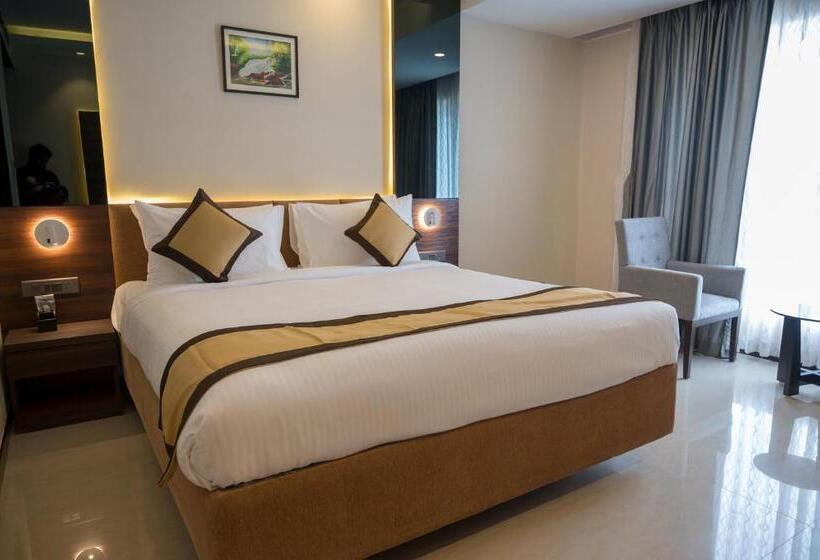 Номер Deluxe, Golden Retreat