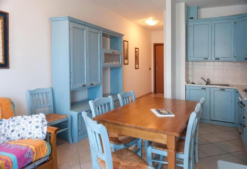 Апартаменты 3 Спальни, Le Residenze Di Santa Costanza   Mirto/corbezzolo