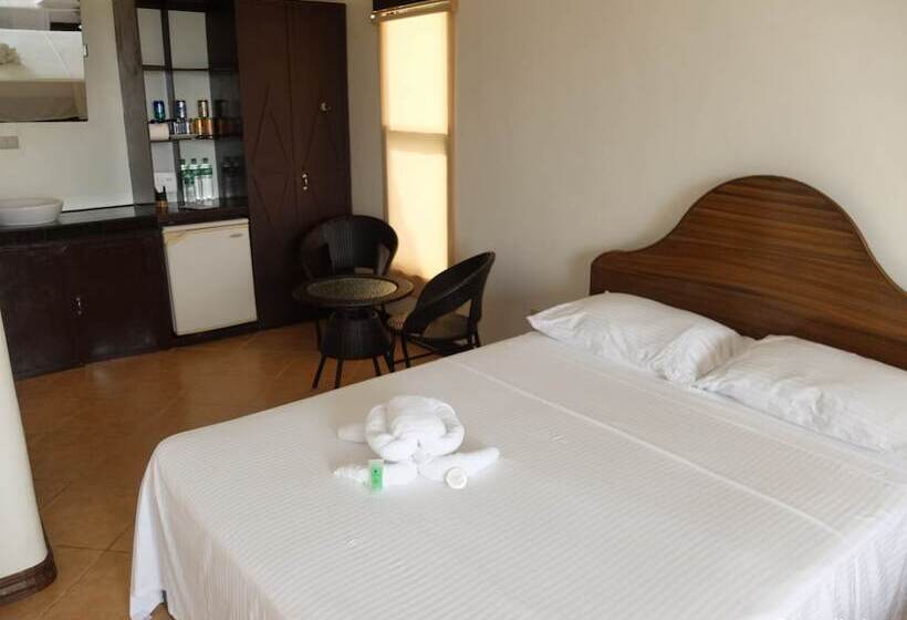 غرفة عائلية, Turtle Inn Resort