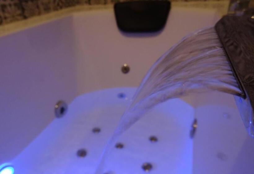 سوئیت با وان آب گرم, Cozy Rooms   Bañera Hidromasaje