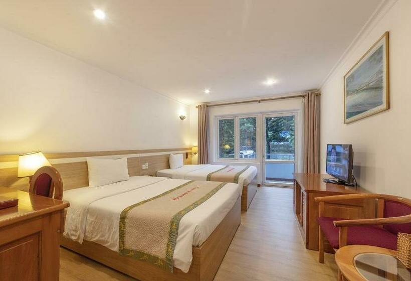 Трехместный Номер Superior, Vietsovpetro Hotel Dalat