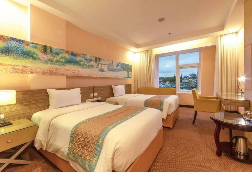 Номер Deluxe, Vietsovpetro Hotel Dalat