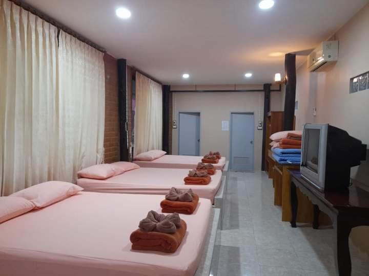 패밀리 룸, สุขทวีรีสอร์ท อ่าวมะนาว
