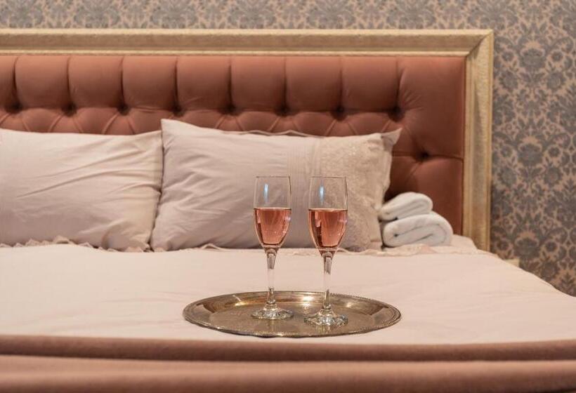 침실 3개 주택, Luxury Private House In City Center