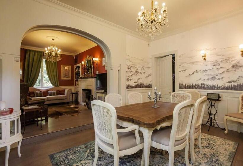ویلای سوپریور 1 خوابه, Vilegiatura/florica Socolescu Villa