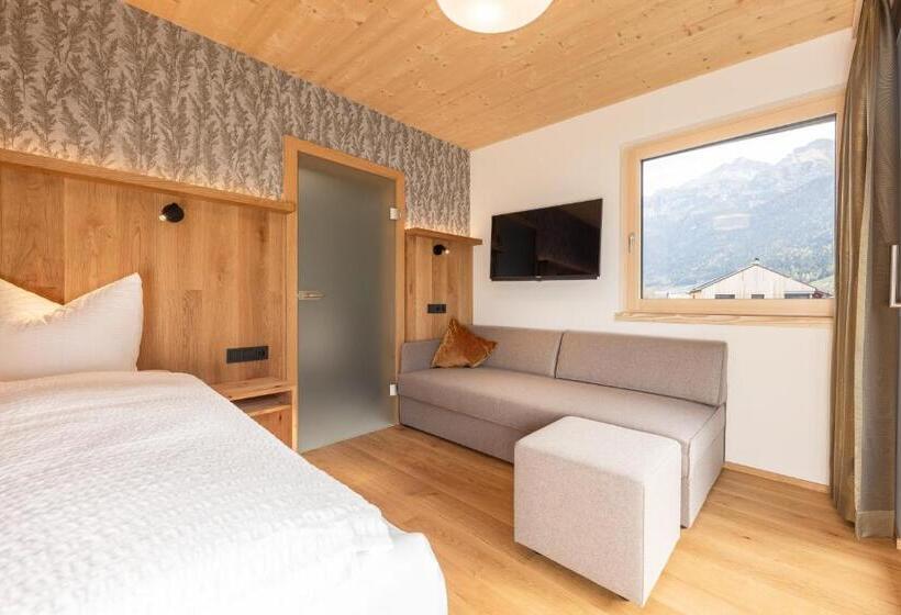 Трехместный Номер Стандарт с Видом, Pension Gulla   Ferienhaus Appartements B&b