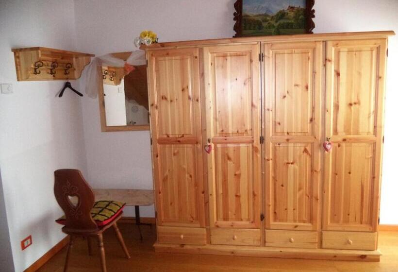 Трехместный Номер Стандарт Совместная Ванная, B&b Dolomiti