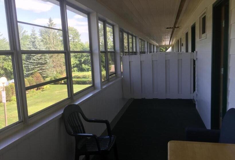 Стандартный Номер Кровать Кинг, Briarcliff Motel