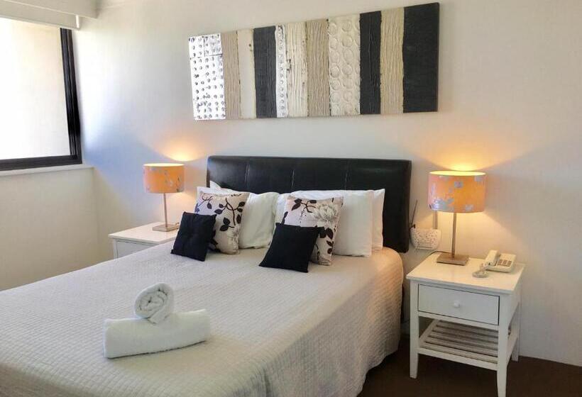 דירת שני חדרים, Breakers North Absolute Beachfront Apartments