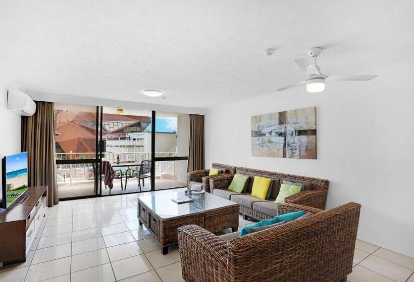 דירת 2 חדרי שינה עם נוף לבריכה, Breakers North Absolute Beachfront Apartments