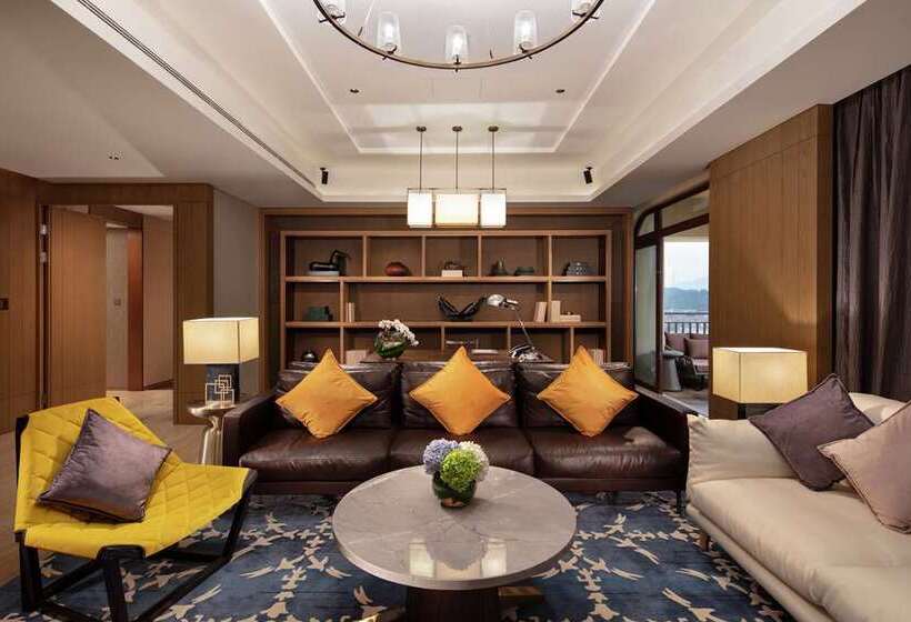 سوئیت پرزیدنت, Hilton Nay Pyi Taw