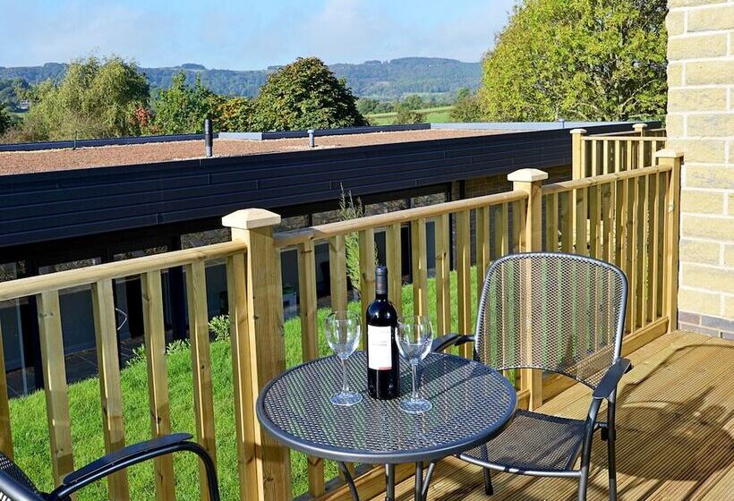 Люкс Повышенной Комфортности, The View At The White Horse Woolley Moor