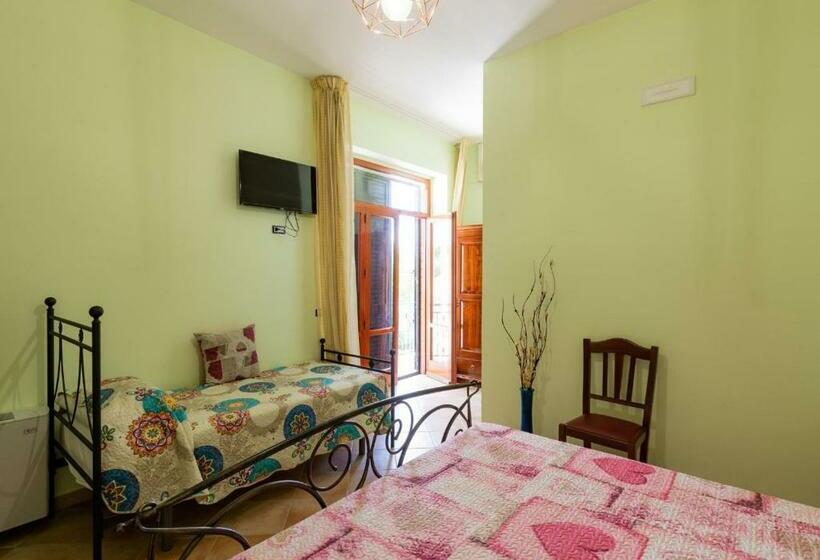 Номер Стандарт Трехместный, Agriturismo Montagne Verdi   Irpinia