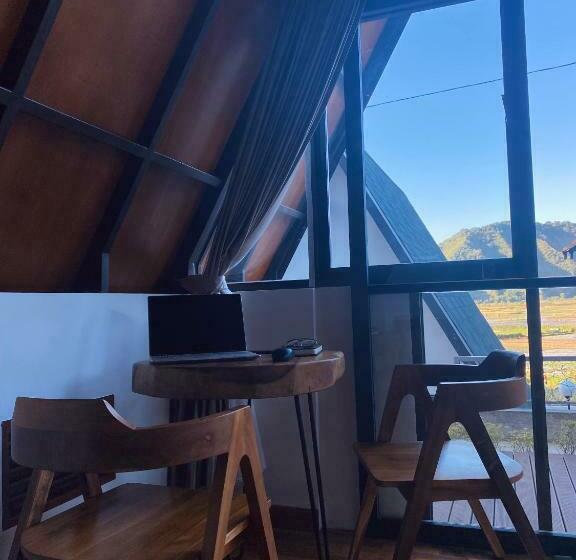 Люкс с Балконом, Bukit Tiga Lima Boutique