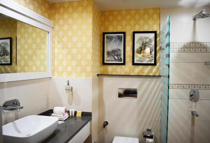 اتاق سوپریور با تخت بزرگ, Green View By Green Tree Hotels