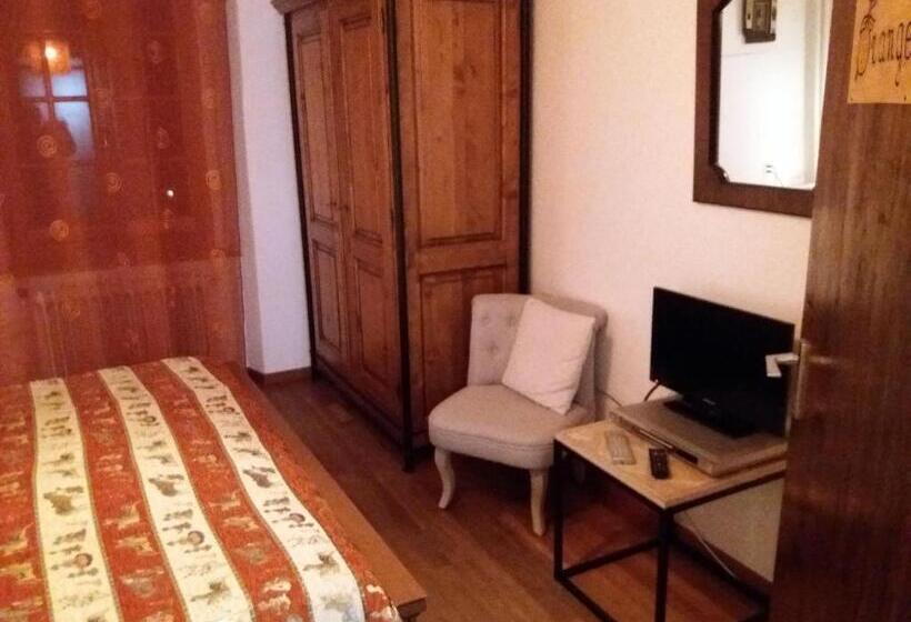 Номер Стандарт Совместная Ванная, Chambres D Hôtes Chez Pierrot Et Flo