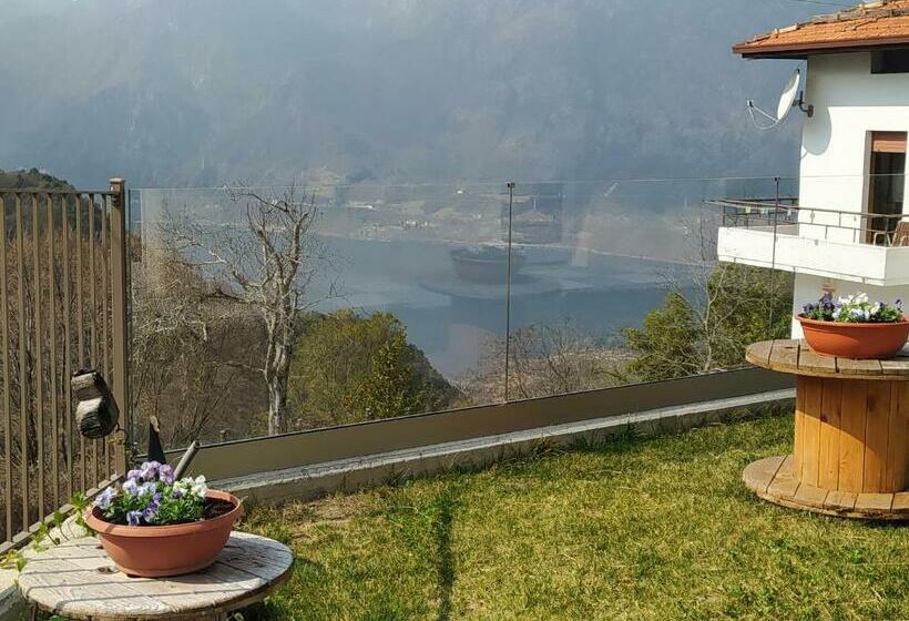 Номер Стандарт Вид на Сад, Idroblu Bondone Lago D Idro
