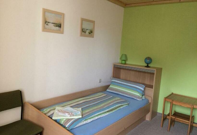 带3个卧室的公寓, Ferienwohnung & Pension Brückner