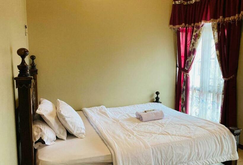 Семейный Номер, Flamboyan Homestay 1 Dieng Syariah Redpartner