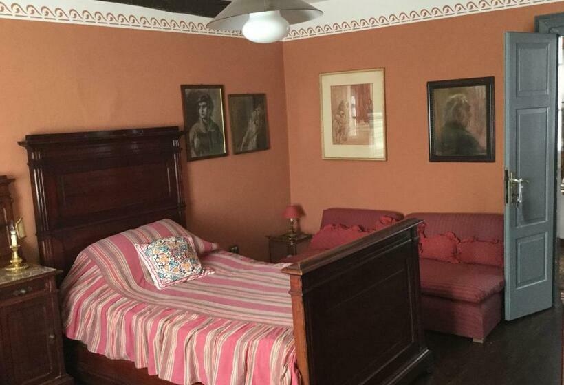 اتاق یک تخته با چشم‌انداز باغ, Casa Ariis