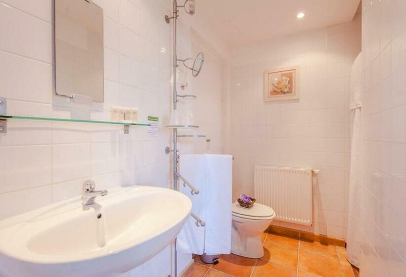 Номер Стандарт, Normandy Inn
