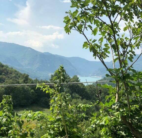 ファミリールーム, Agriturismo I Due Regni