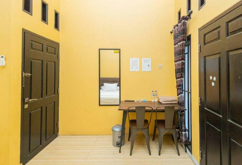 Номер Стандарт, Boss Residence Serang Mitra Reddoorz
