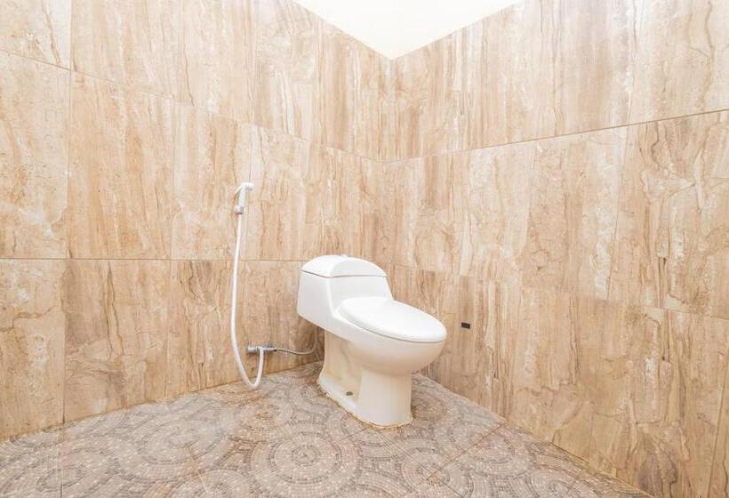 スタンダードルーム, Boss Residence Serang Mitra Reddoorz