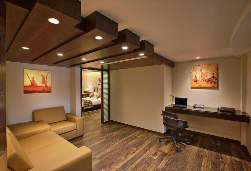 Habitació Premium, Bizz The