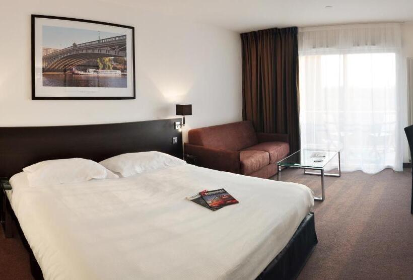 家庭工作室, Golden Tulip Nantes Carquefou Suite