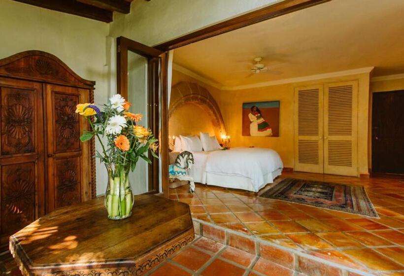 Juniorsvit, Hacienda San Angel