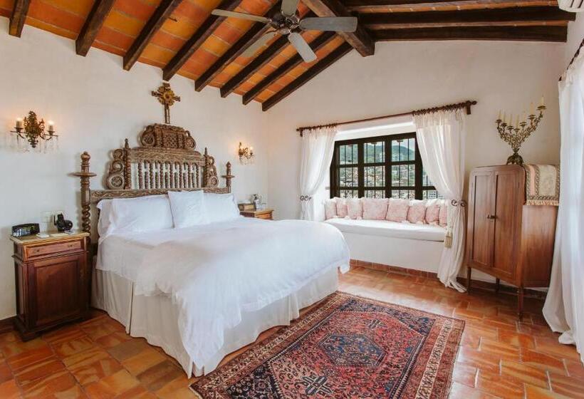 Mastersvit, Hacienda San Angel