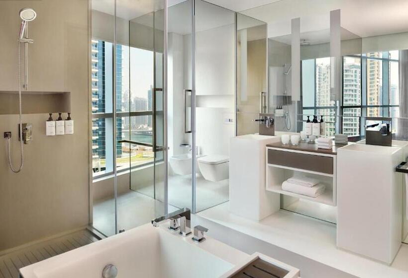 Classic room with balcony, Intercontinental Dubai Marina, An Ihg