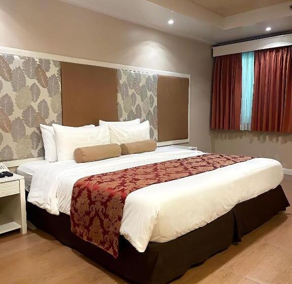 디럭스 룸, La Piazza Hotel And Convention Center Inc
