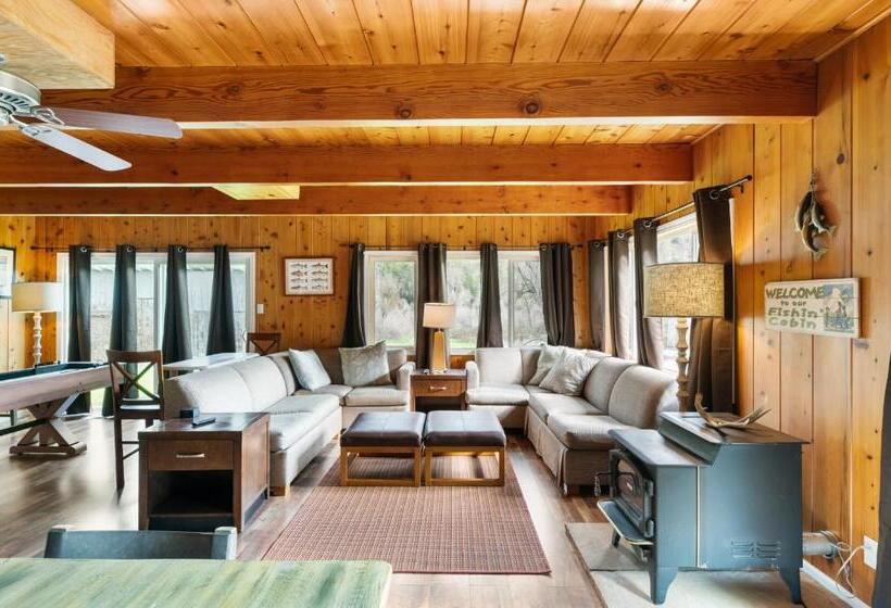 Дом 3 Спальни, Indian Creek Lodge