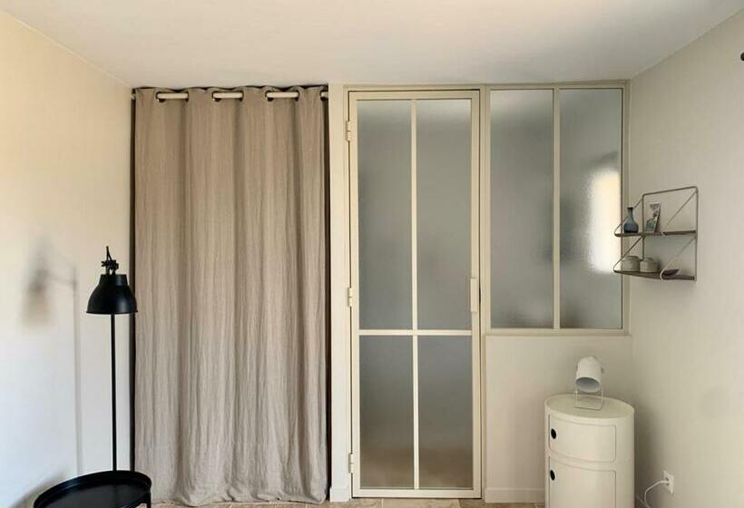 Номер Стандарт Вид на Сад, La Maison Vivante, Chambres D Hotes Au Coeur Du Perche