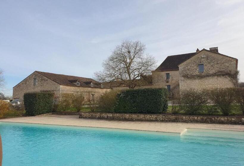 Семейный Номер Вид на Сад, Chambre D Hôte La Source Domaine De Fonpeyroune