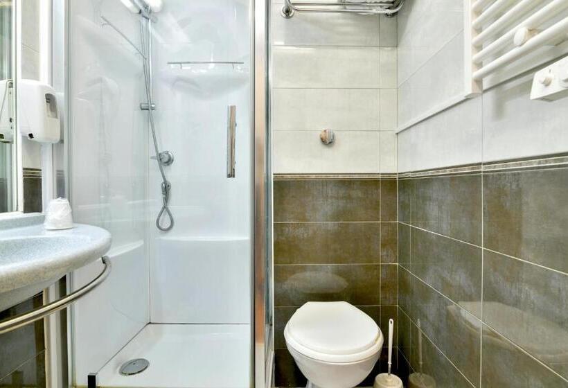 Номер Стандарт, B&b Hotel Bollène