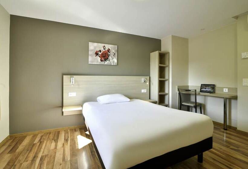 Номер Стандарт, B&b Hotel Bollène