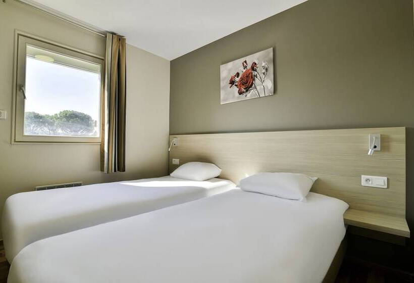Номер Стандарт, B&b Hotel Bollène