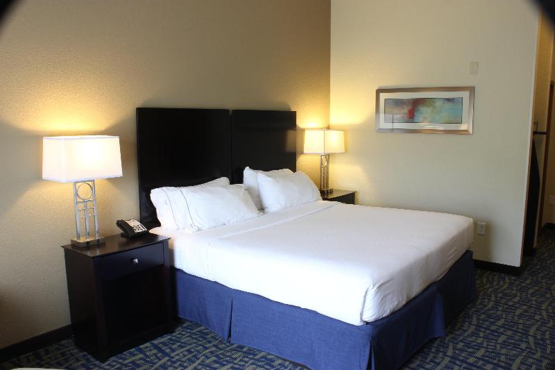 Стандартный Номер Кровать Кинг, Holiday Inn Express & Suites Lebanon, An Ihg