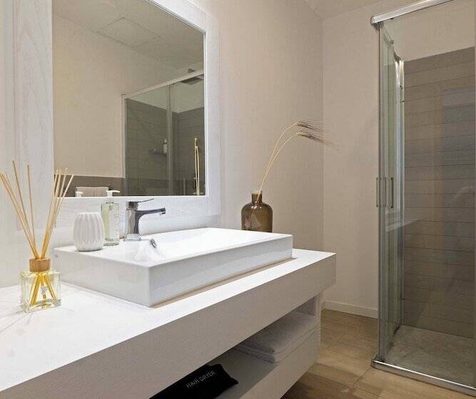 Номер Deluxe, Infinity Resort Tropea
