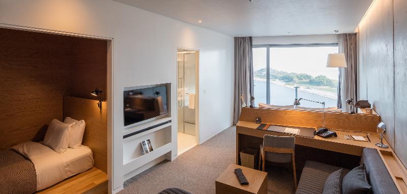 Номер Deluxe Вид на Море, Nest Hotel Incheon