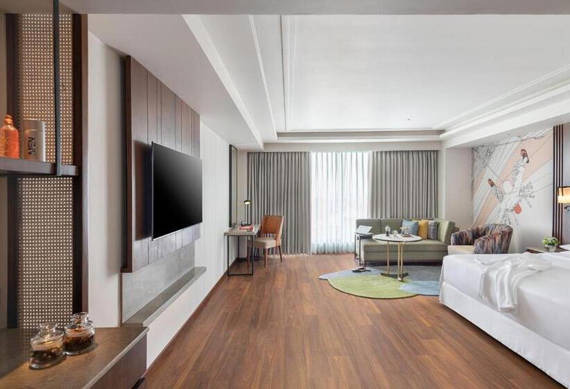 带大床的行政房间, Hyatt Centric Rajpur Road Dehradun