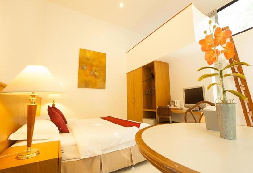 اتاق لوکس, Nern Chalet Beachfront