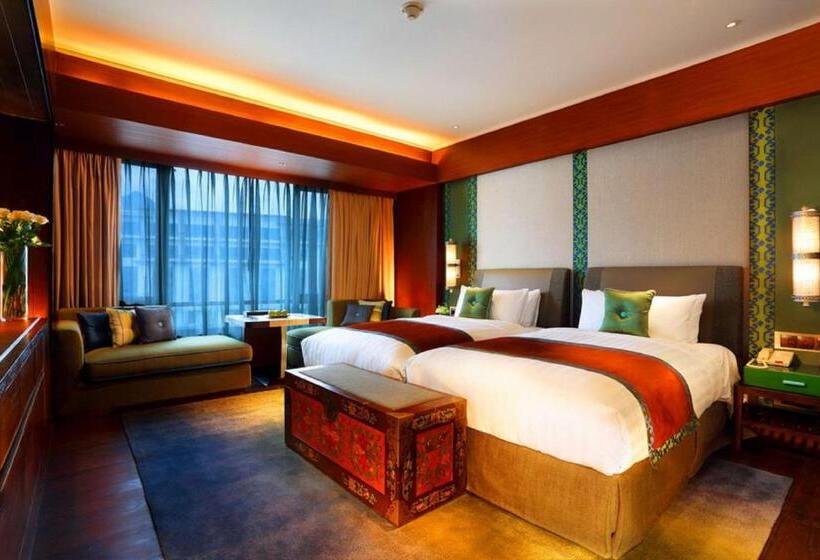 Номер Клуб, Shangrila Lhasa