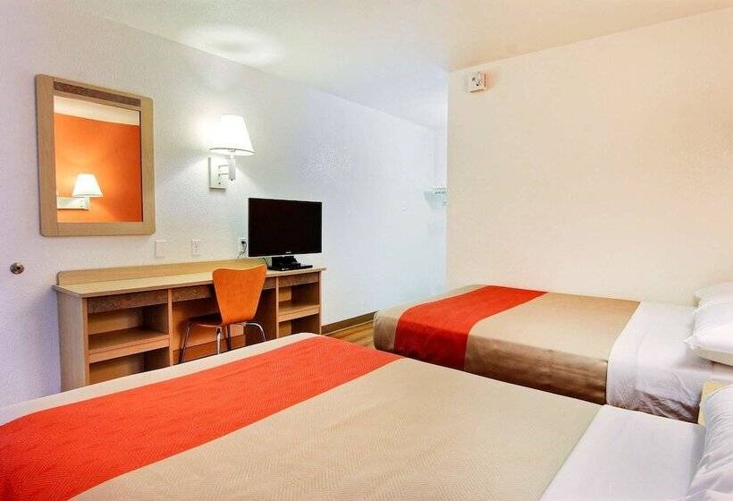 Номер Стандарт 2 Двуспальные Кровати, Motel 6 Kingsville, Tx