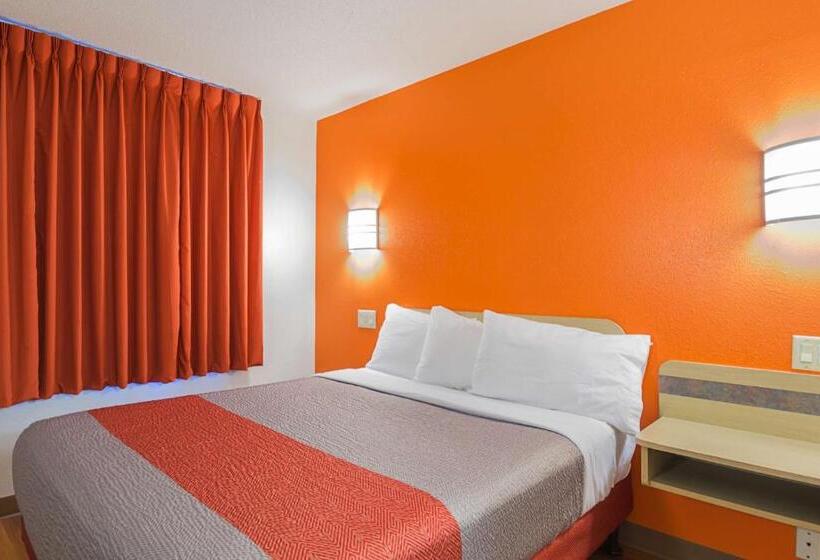 标准间, Motel 6whitby, On  Toronto East